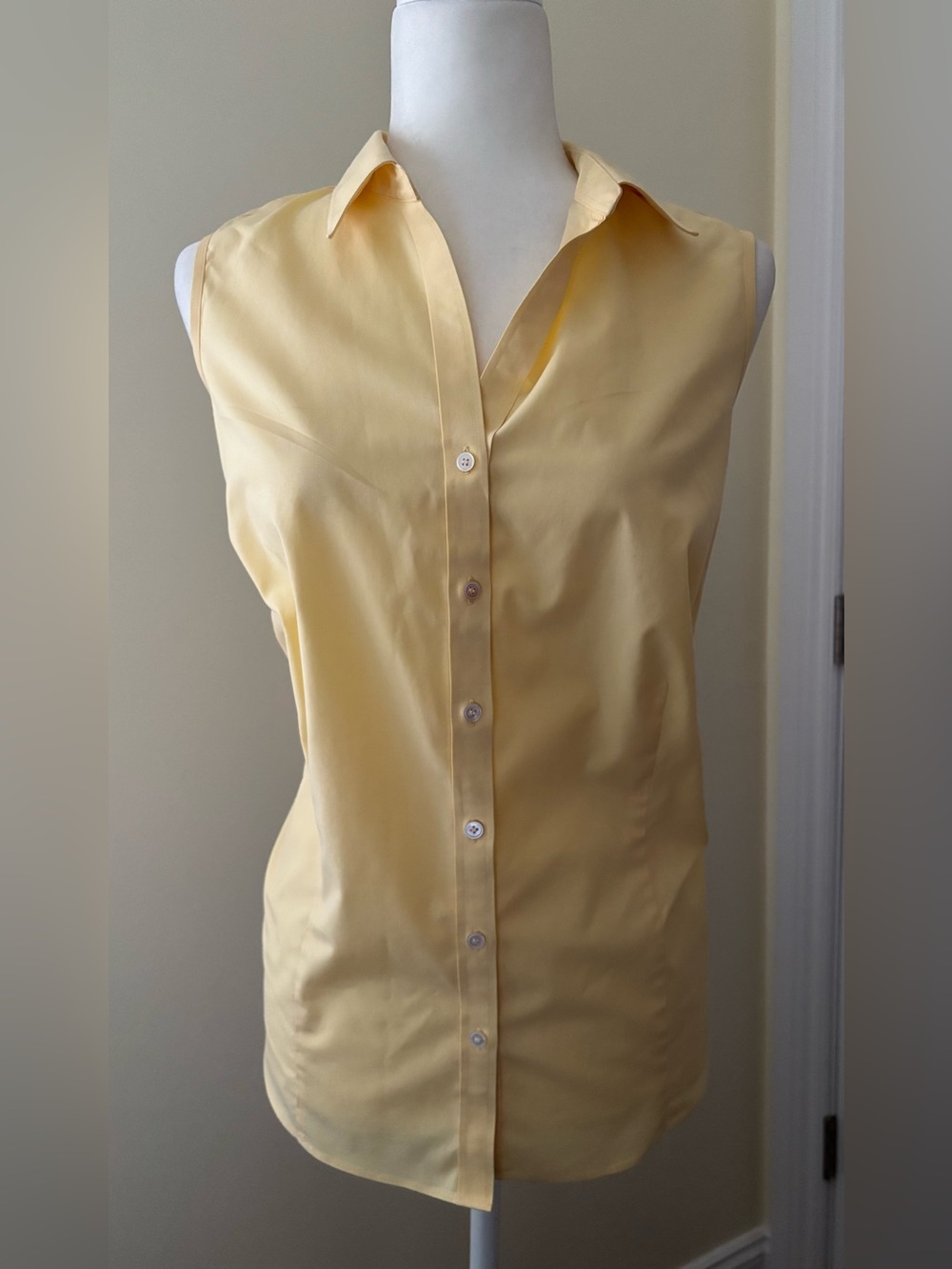 Talbots Wrinkle Resistant Sleeveless Button Front Blouse Yellow 16WP Petite